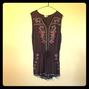 Emeordoied romper,